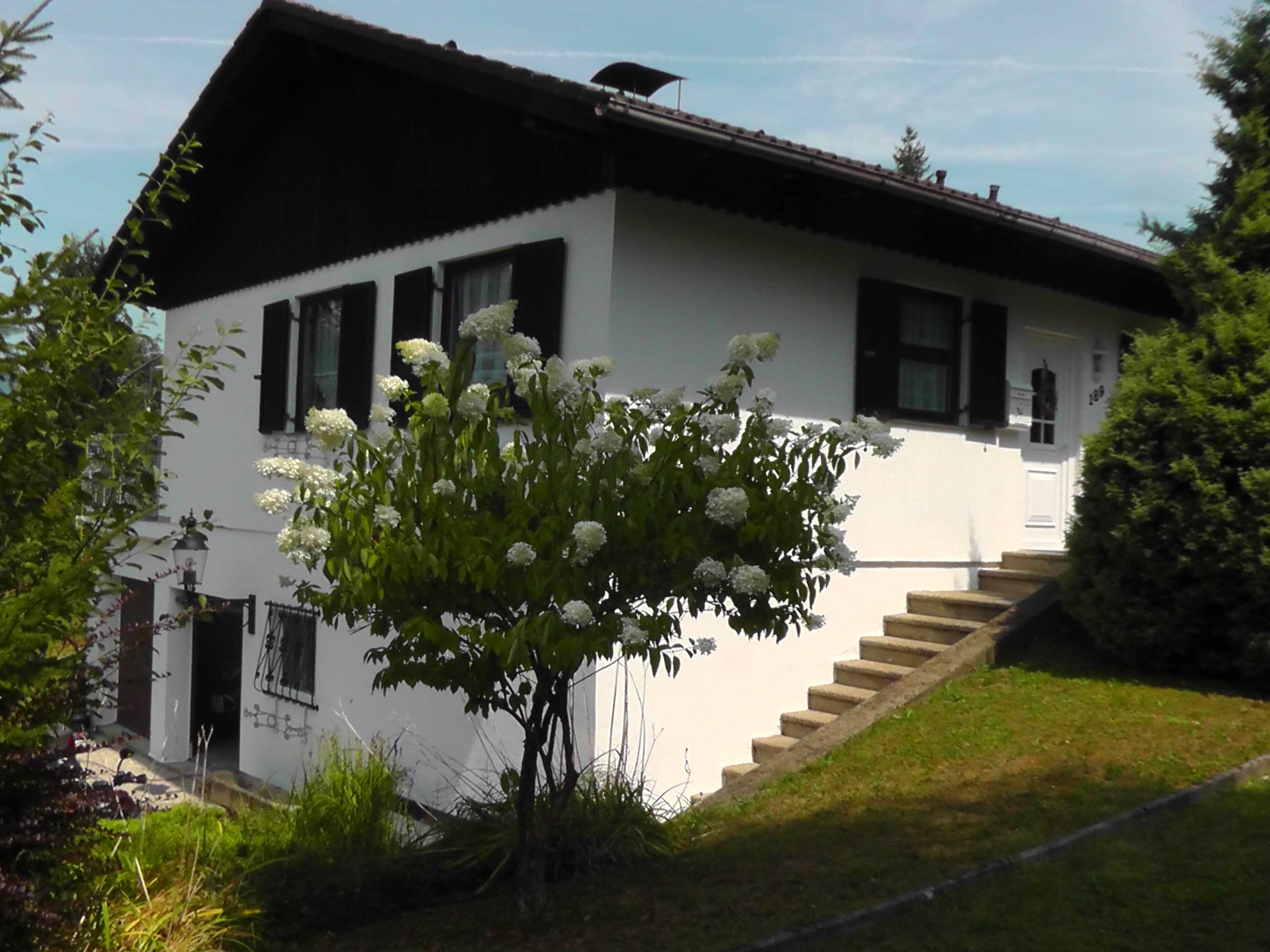 9.8.18 Seitenansicht red